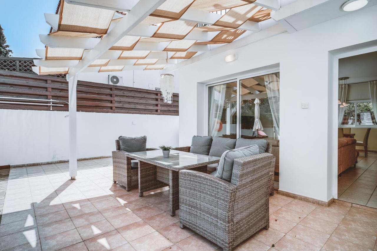 Amphitrite Villa Paralimni Exteriér fotografie