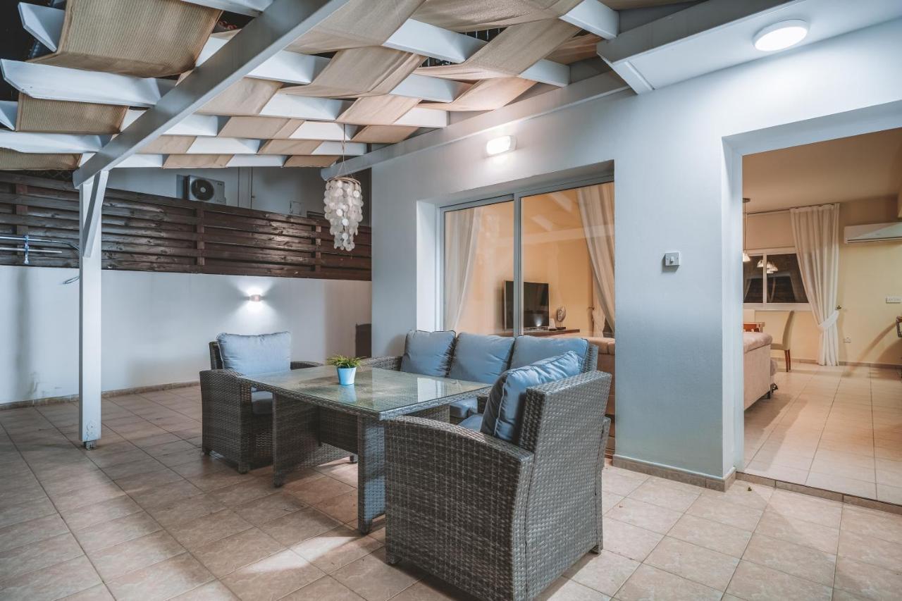 Amphitrite Villa Paralimni Exteriér fotografie