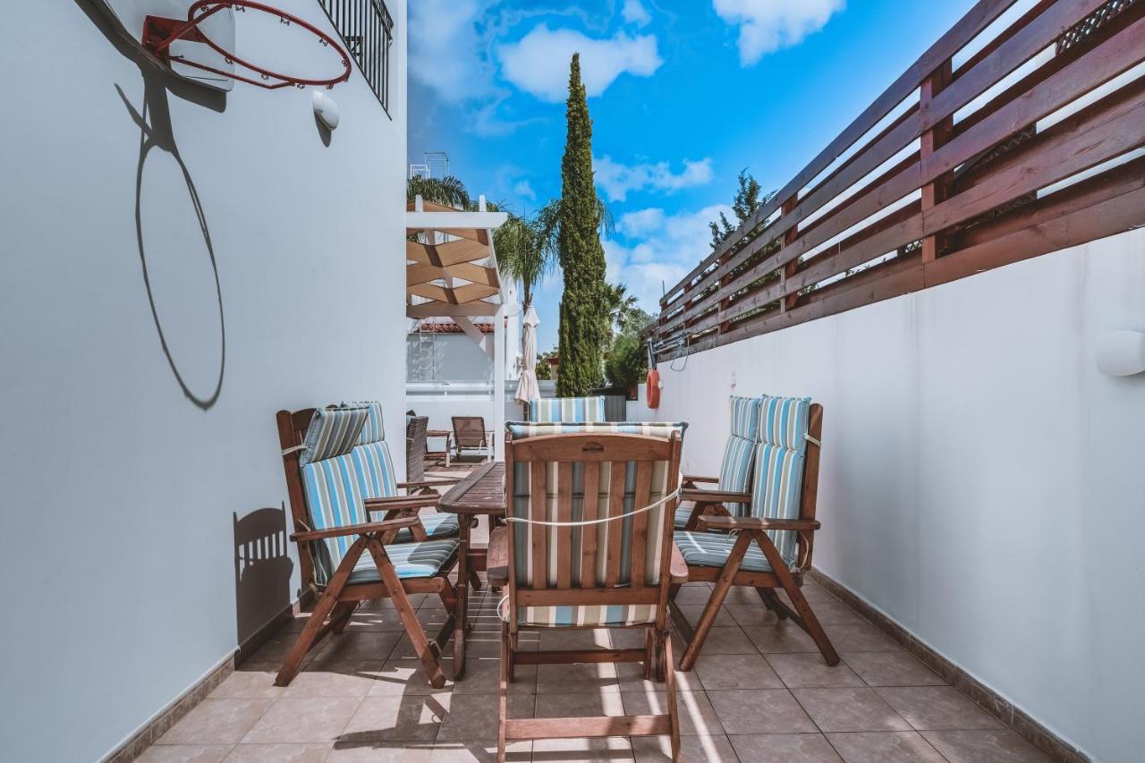 Amphitrite Villa Paralimni Exteriér fotografie