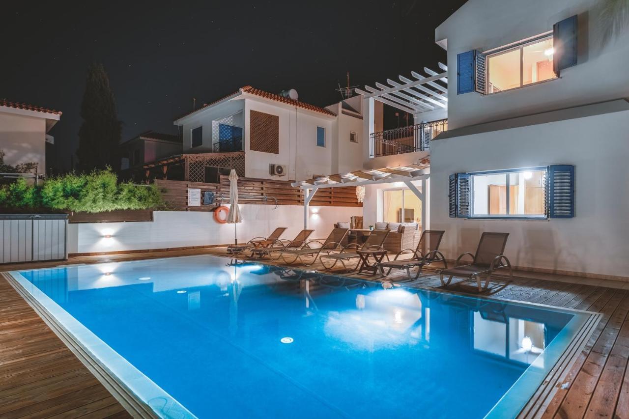 Amphitrite Villa Paralimni Exteriér fotografie